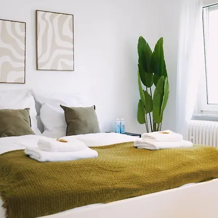 Modern And Cozy Near Main Station شقة *