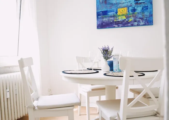 Apartamento Modern And Cozy Near Main Station Coblença